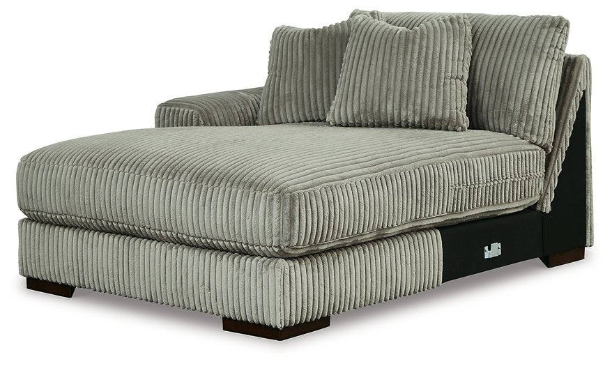 Lindyn 3-Piece Sectional with Chaise