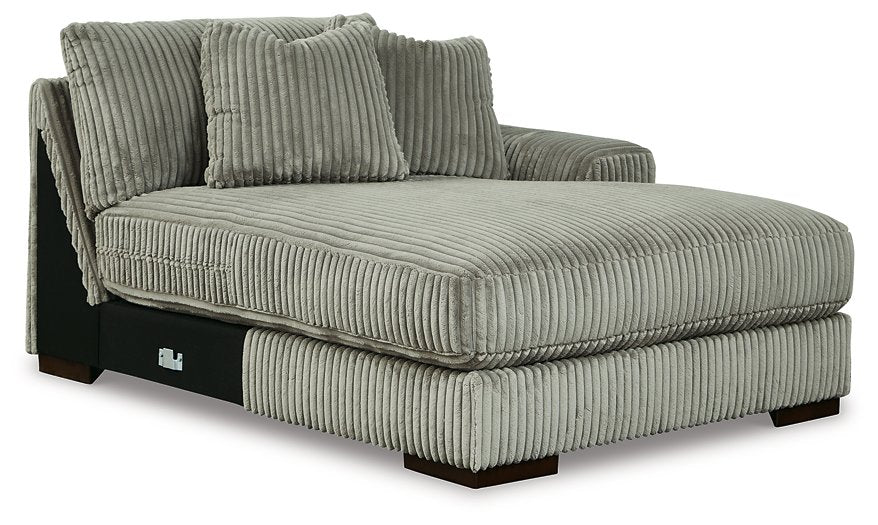 Lindyn 3-Piece Sectional with Chaise