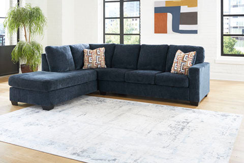 Aviemore 2 Piece Sectional w/Chaise