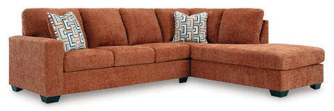 Aviemore 2 Piece Sectional w/Chaise