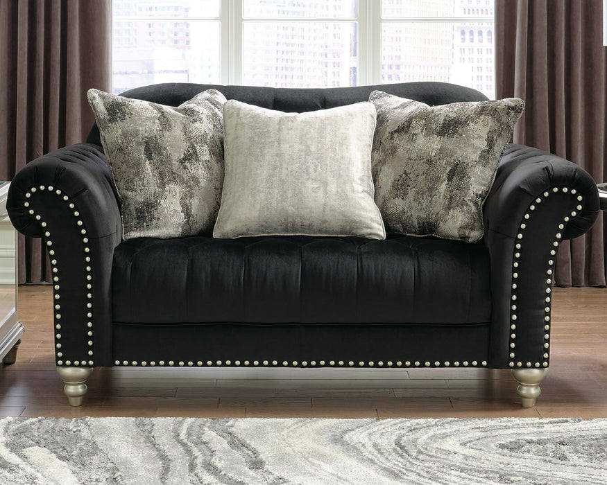 Harriotte Loveseat