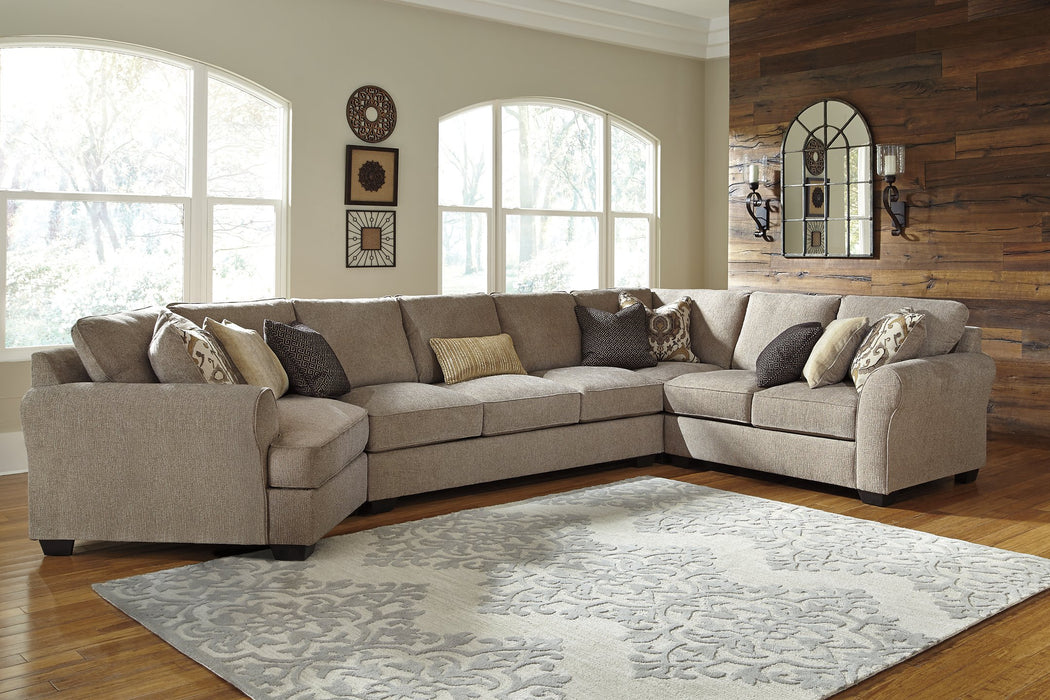 Pantomine 4-Piece Sectional with Cuddler