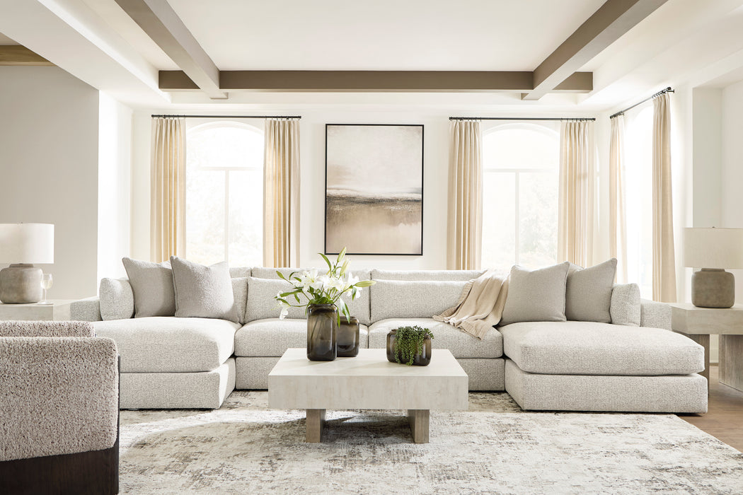 Ashbourne Estate 4 Piece Sectional w/Double Chaise