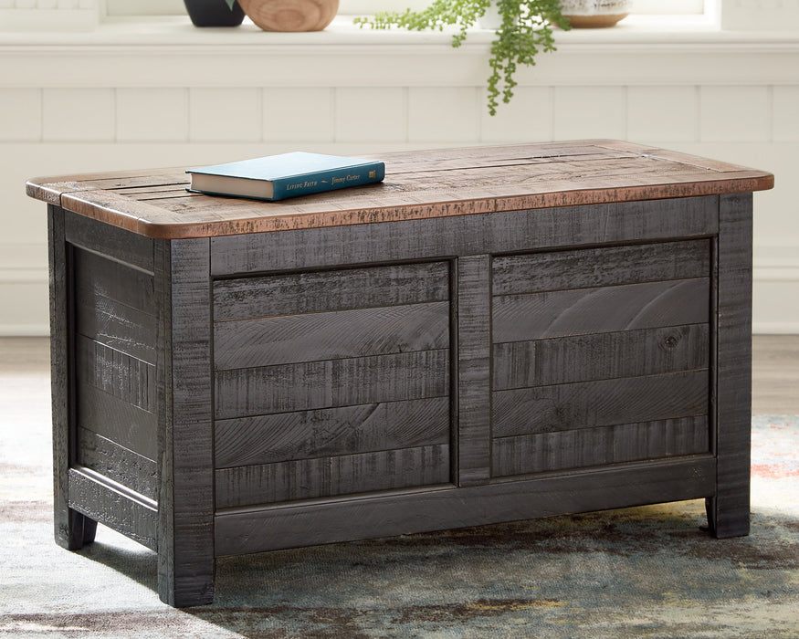 Dashbury Storage Trunk