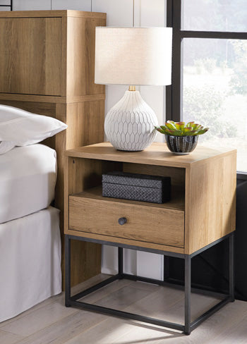 Thadamere Nightstand