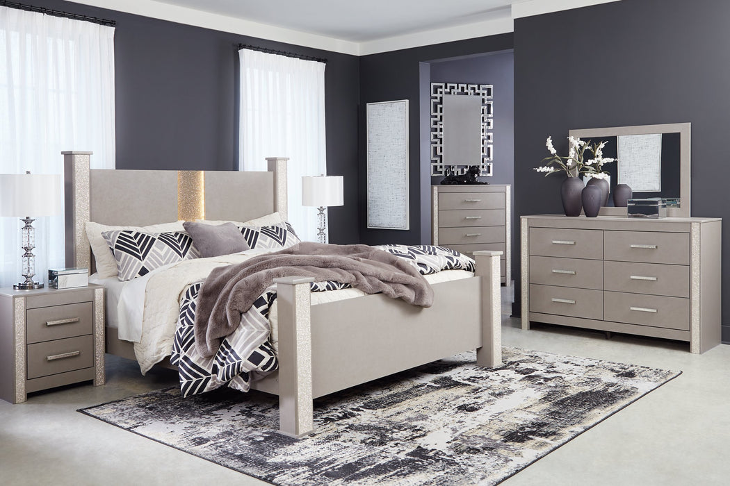 Surancha Bedroom Set