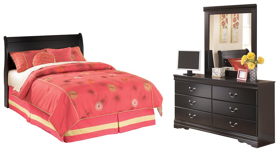 Huey Vineyard Bedroom Set