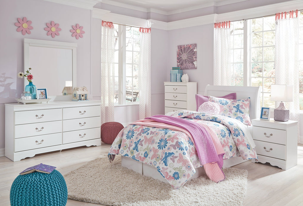 Anarasia Bedroom Set