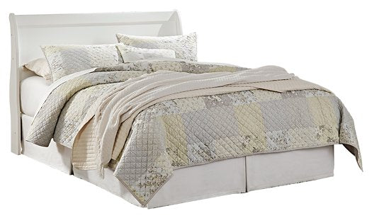 Anarasia Bedroom Set