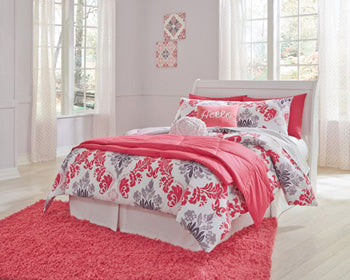 Anarasia Bedroom Set