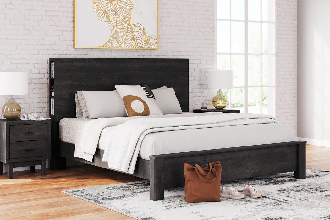 Toretto Panel Bed