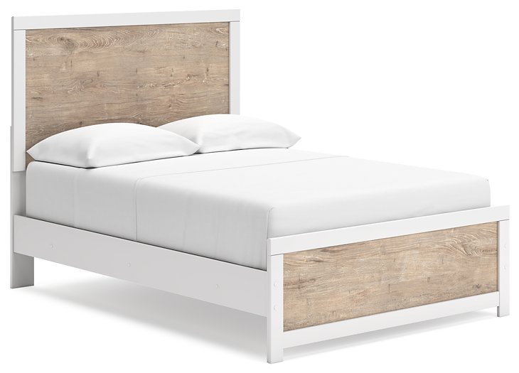 Charbitt Bedroom Set