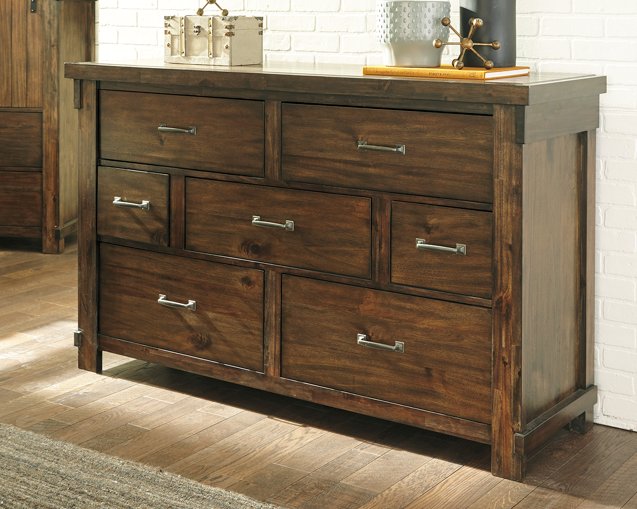 Lakeleigh Dresser