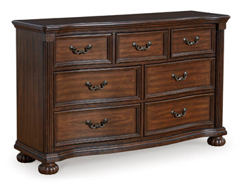 Lavinton Bedroom Set