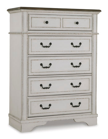 Brollyn Chest of Drawers