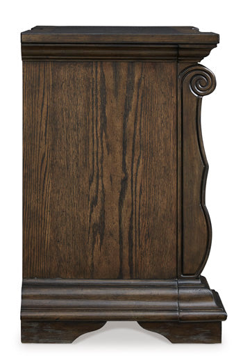 Maylee Nightstand