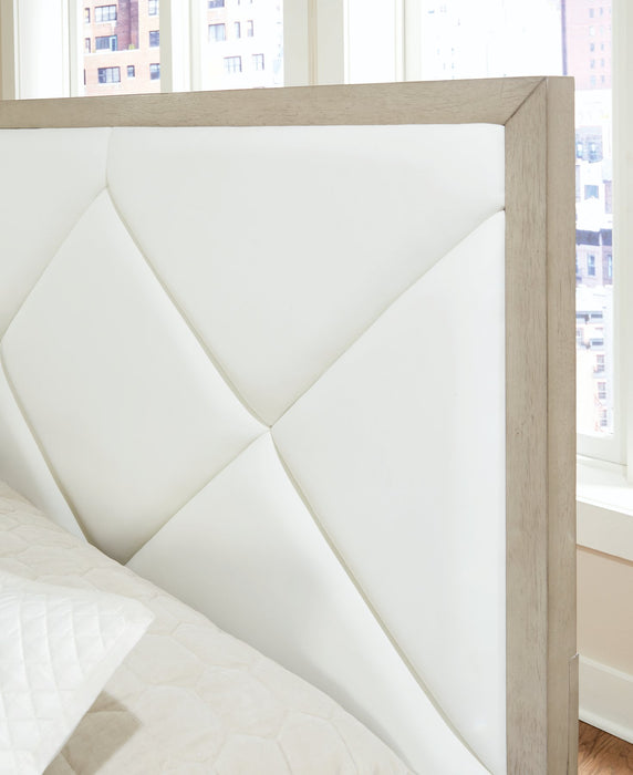 Wendora Upholstered Bed