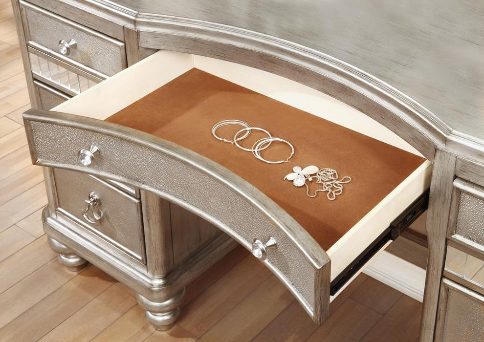 Bling Game Seven Drawer Vanity Desk