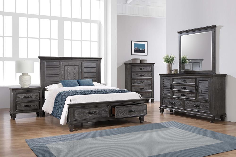 G205733 Queen Bed