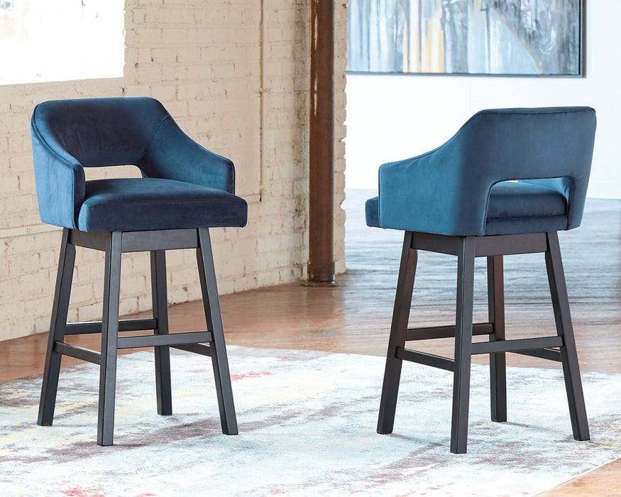 Tallenger Bar Stool Set