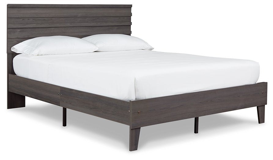 Brymont Panel Bed