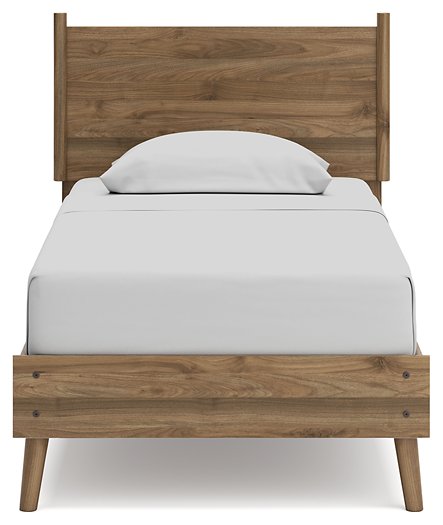 Aprilyn Bed