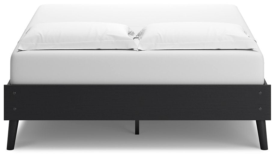 Charlang Panel Bed