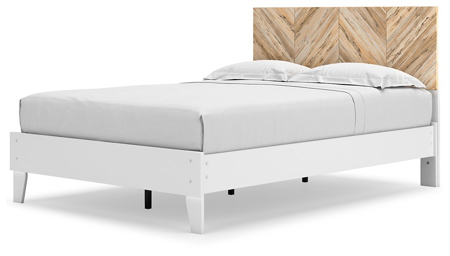 Piperton Panel Bed