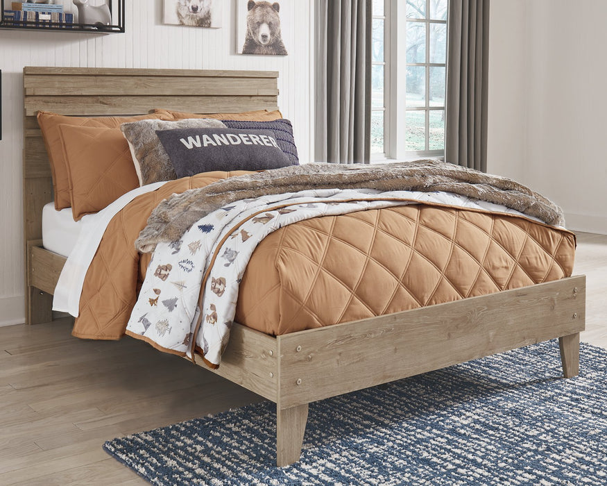 Oliah Panel Bed