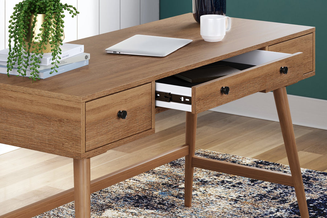 Thadamere 54" Home Office Desk