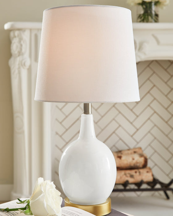 Arlomore Lamp Set