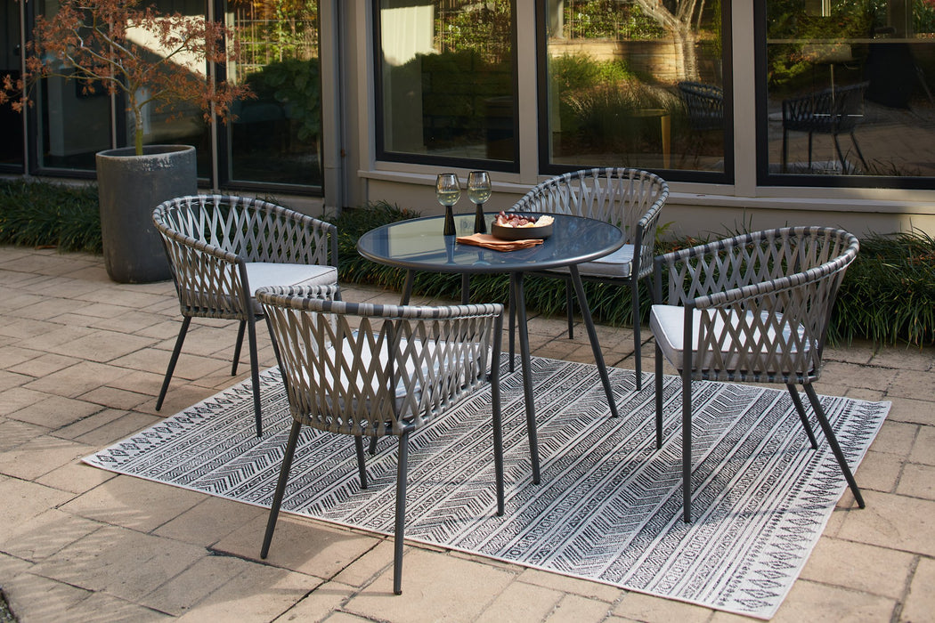 Palm Bliss Outdoor Dining Set