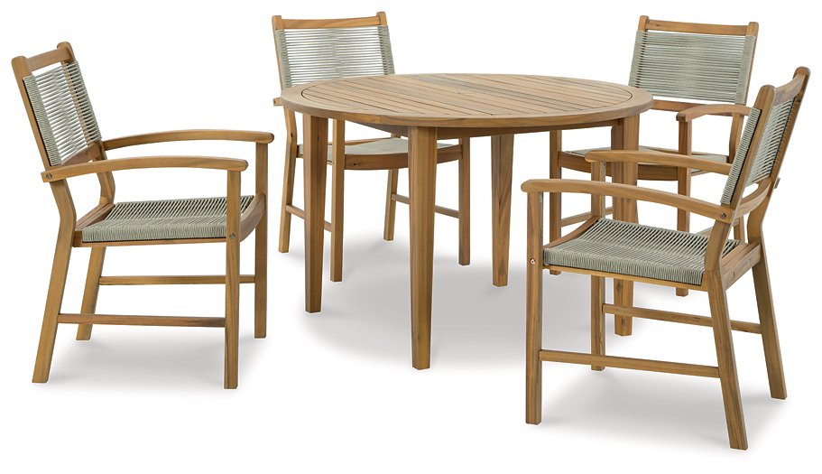 Janiyah Outdoor Dining Set