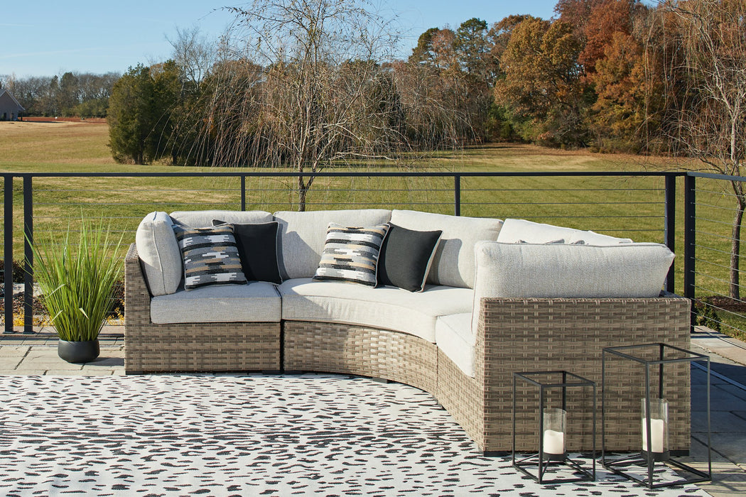 Calworth 3-Piece Outdoor Sectional