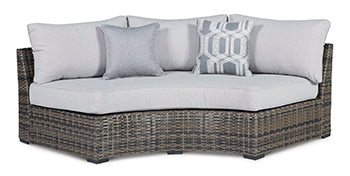 Harbor Court 2-Piece Outdoor Sectional