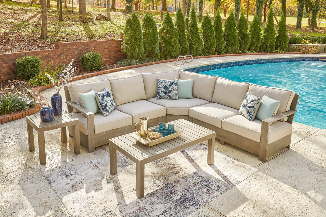 Silo Point Outdoor Sectional with Coffee and End Table