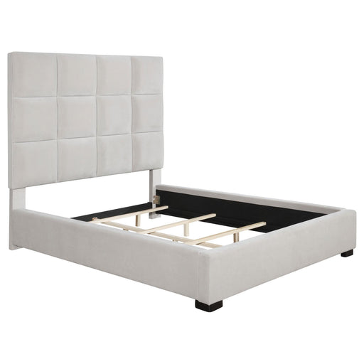 G315850 E King Bed image