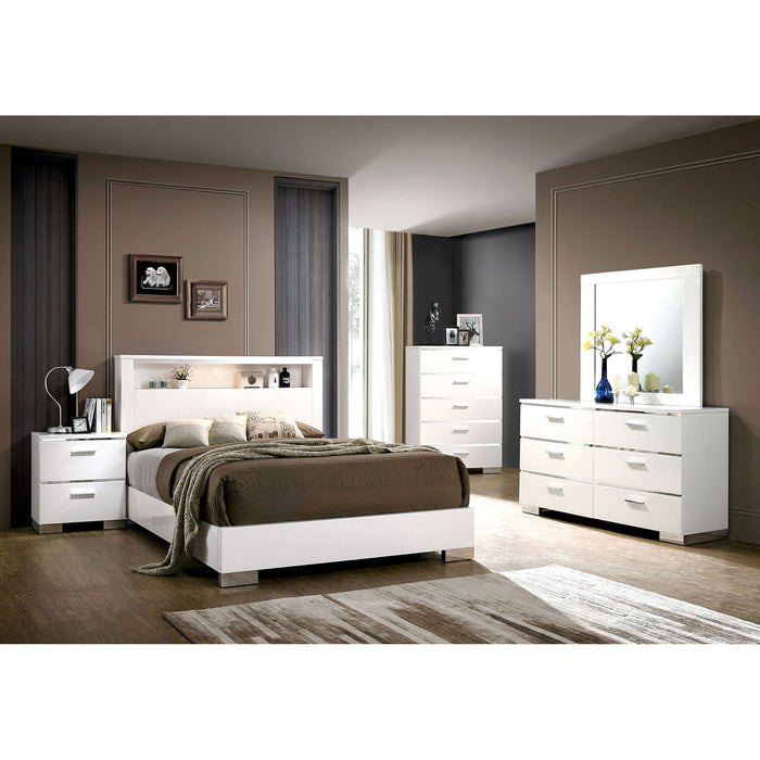 Malte White 5 Pc. Queen Bedroom Set w/ Chest image